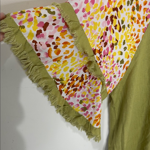 NWT UMGEE Linen Blend Mixed Print Lime Green Top Size Large - Picture 6 of 16